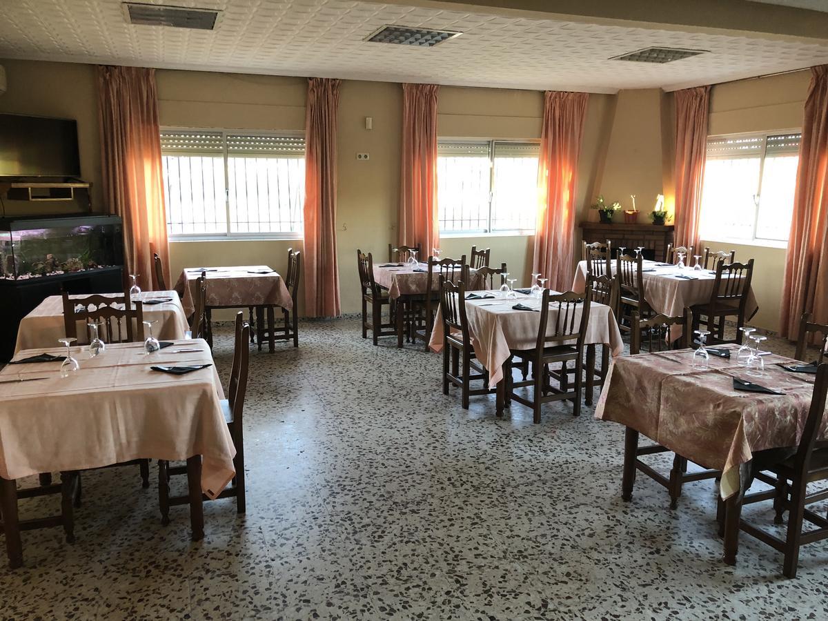 Hostal Restaurante El Avion S,L Villar de Plasencia Exterior photo