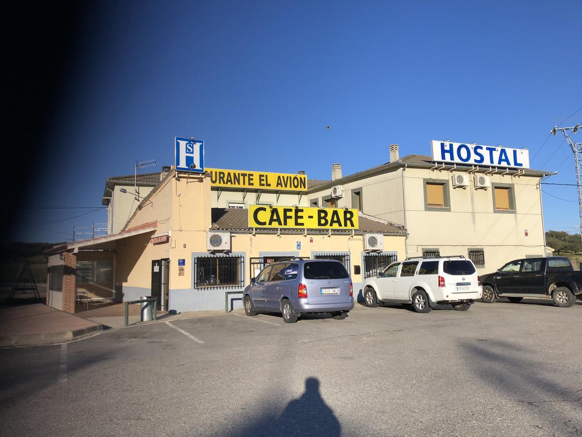 Hostal Restaurante El Avion S,L Villar de Plasencia Exterior photo